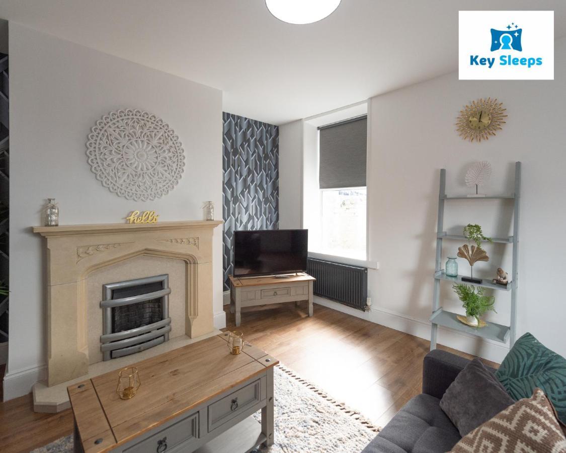 Five Bedroom Spacious Modern House By Keysleeps Short Lets Workington Lake District Beach ภายนอก รูปภาพ