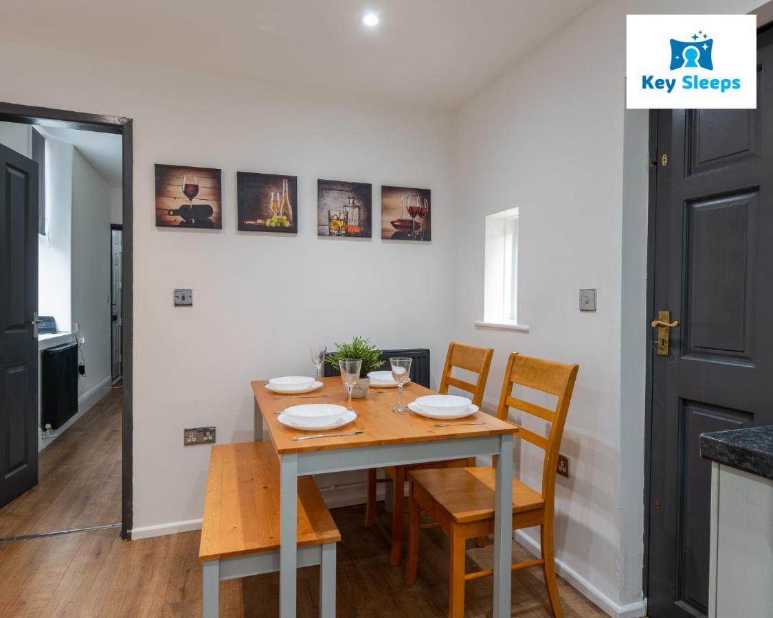 Five Bedroom Spacious Modern House By Keysleeps Short Lets Workington Lake District Beach ภายนอก รูปภาพ