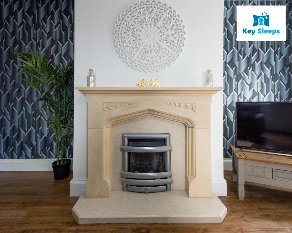 Five Bedroom Spacious Modern House By Keysleeps Short Lets Workington Lake District Beach ภายนอก รูปภาพ