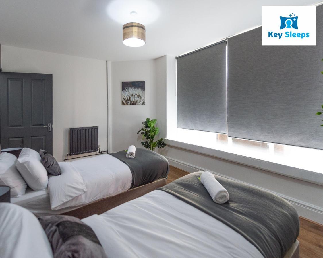 Five Bedroom Spacious Modern House By Keysleeps Short Lets Workington Lake District Beach ภายนอก รูปภาพ